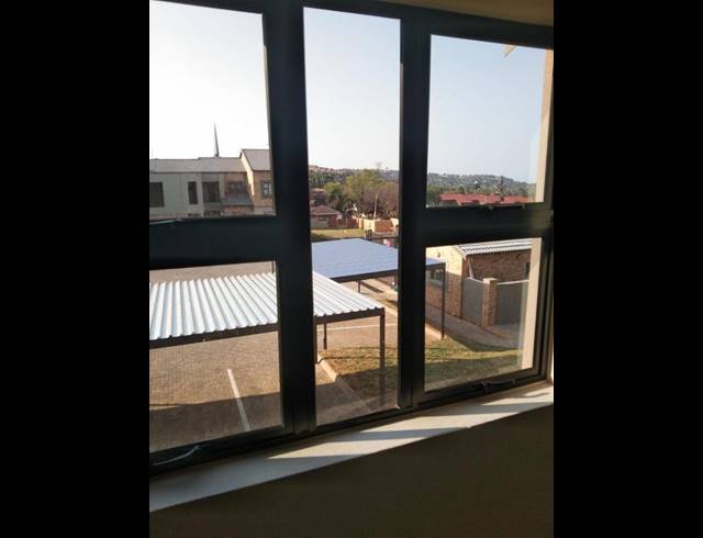 2 BEDROOM APARTMENT FOR SALE IN WHITERIDGE